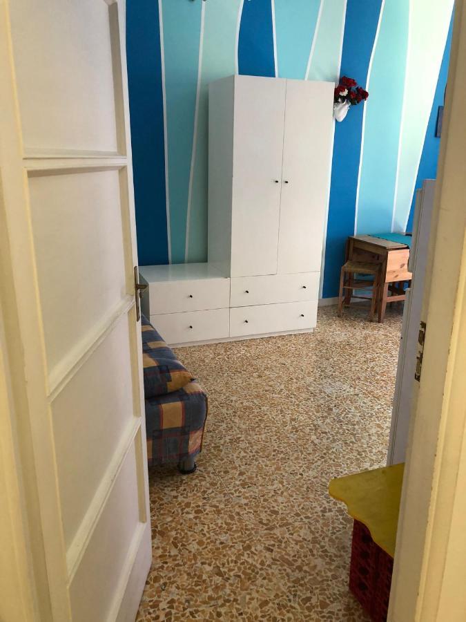Home Willy Florence Luaran gambar