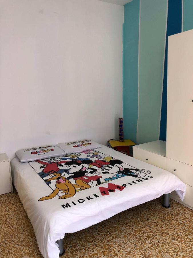 Home Willy Florence Luaran gambar
