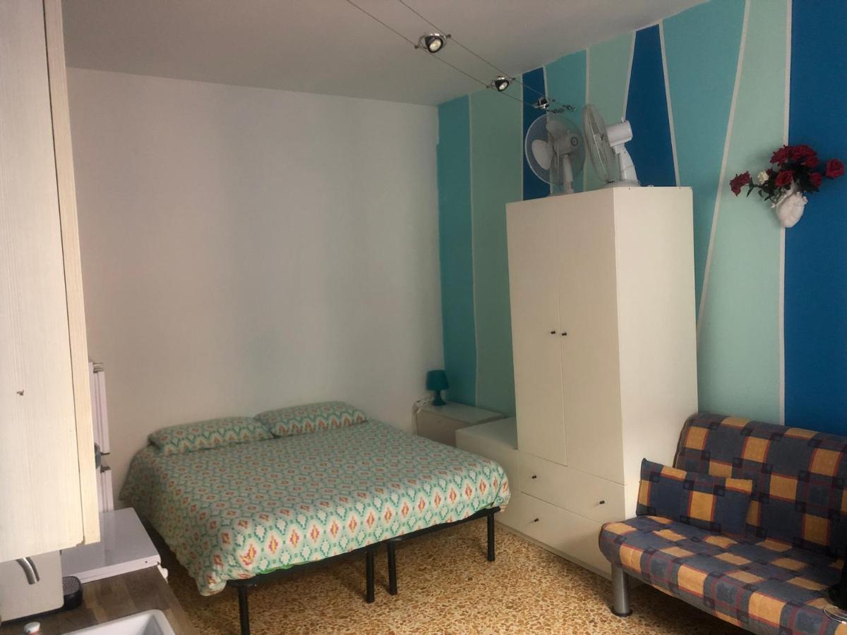 Home Willy Florence Luaran gambar